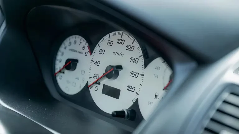 Gauge cluster