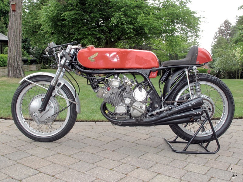 Honda RC174