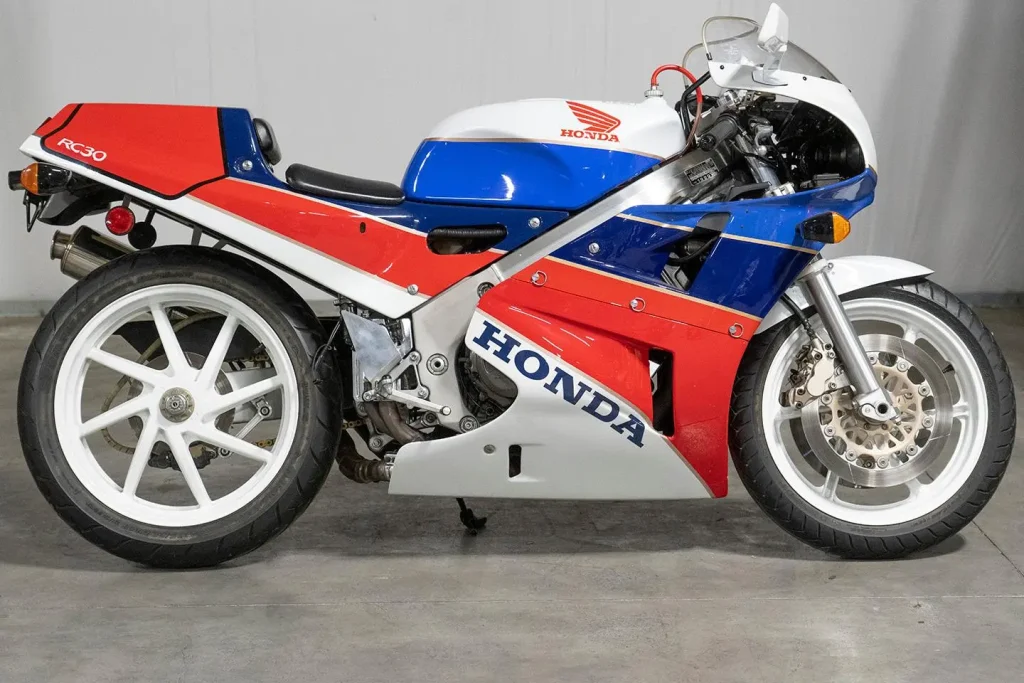 Honda RC30 (VFR750R)