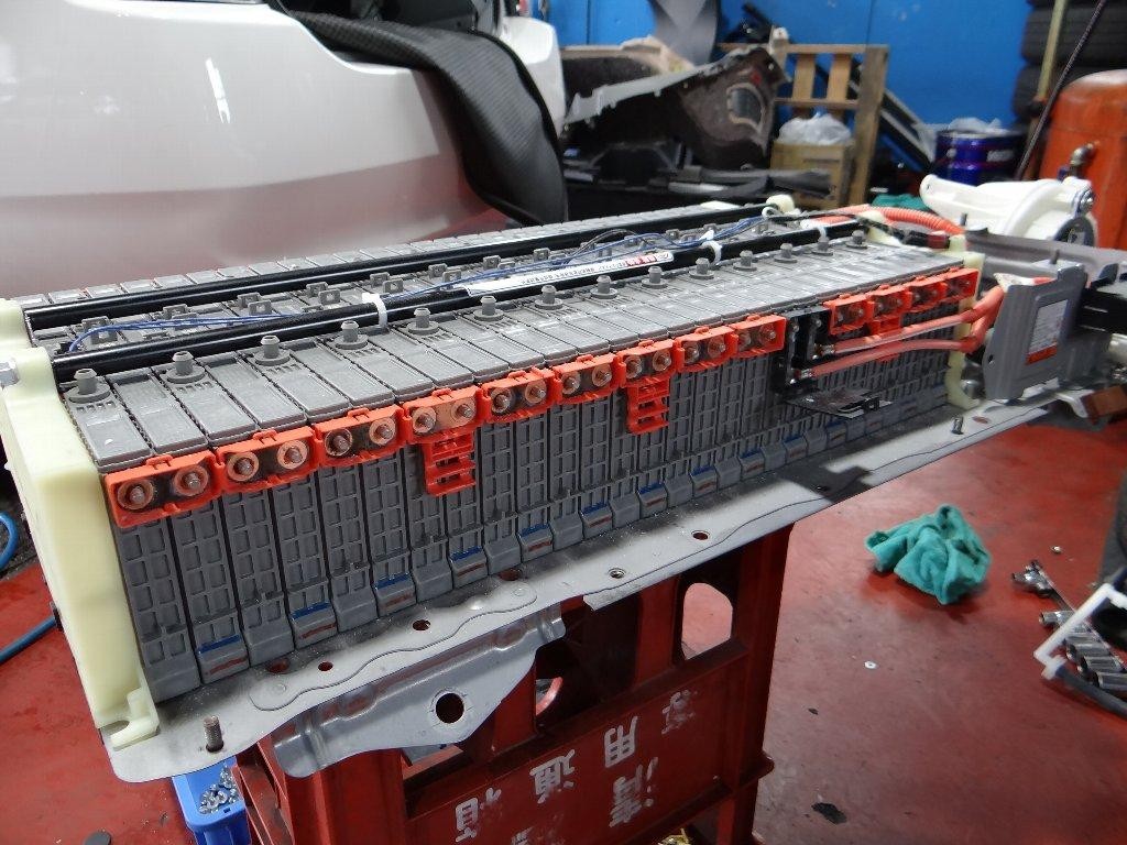 Hybrid and EV Battery Replacement Hybrid and EV Battery Replacement