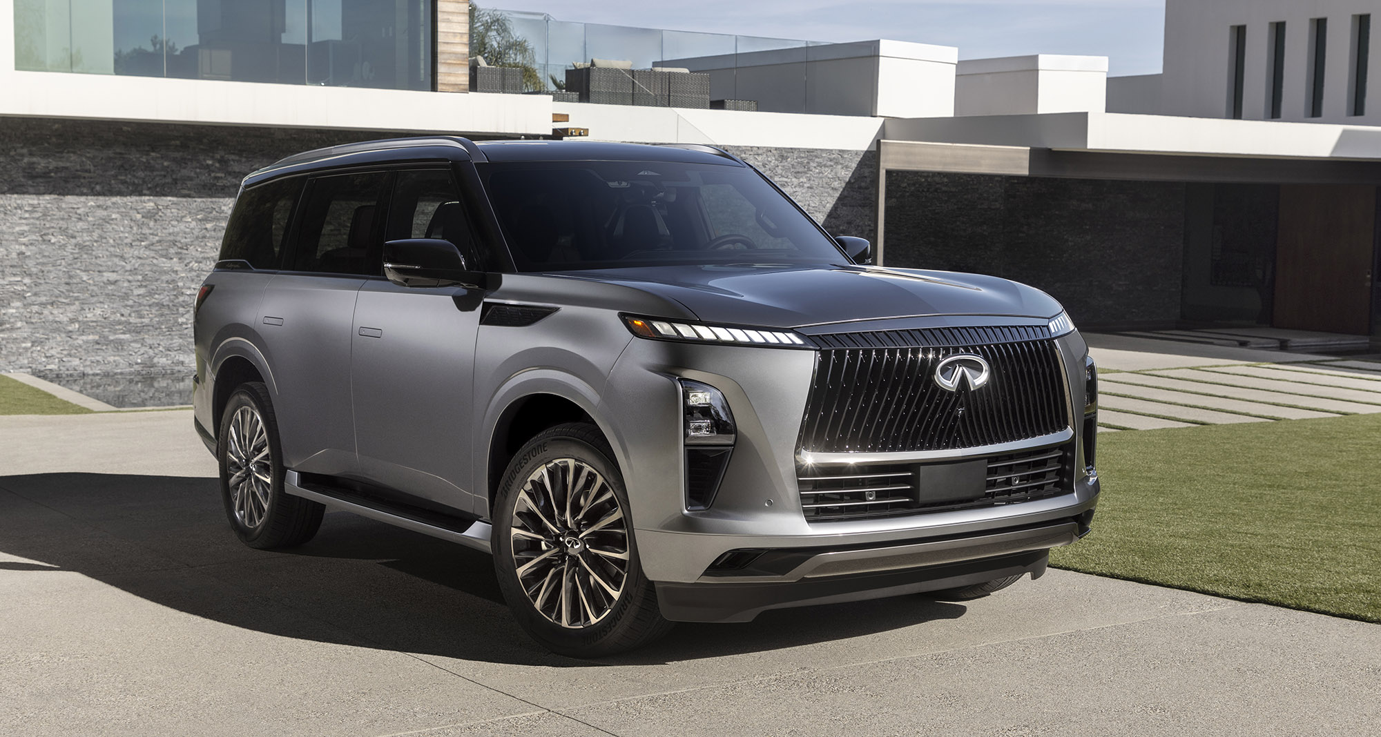 Infiniti QX80