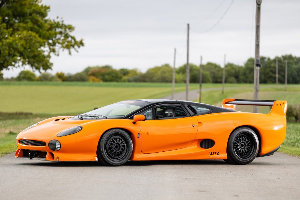 Jaguar XJ220S