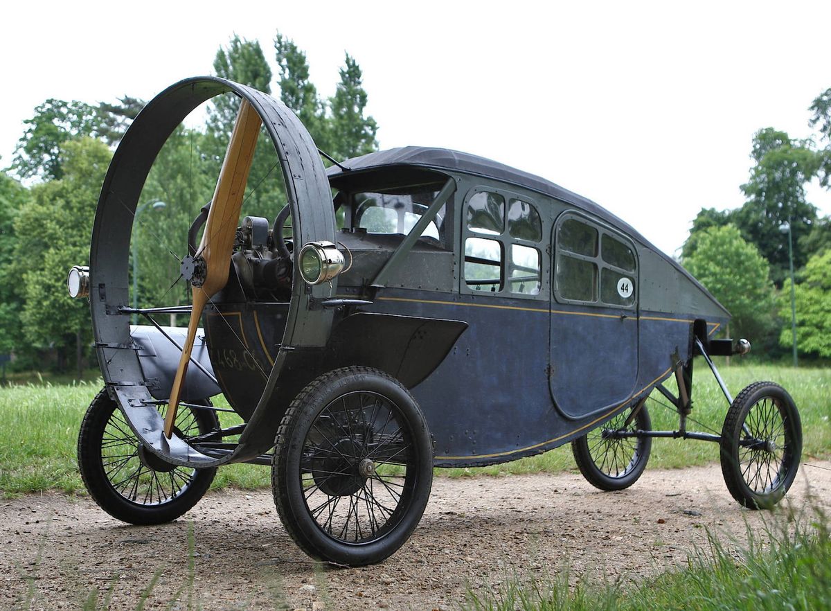 Leyat Hélica