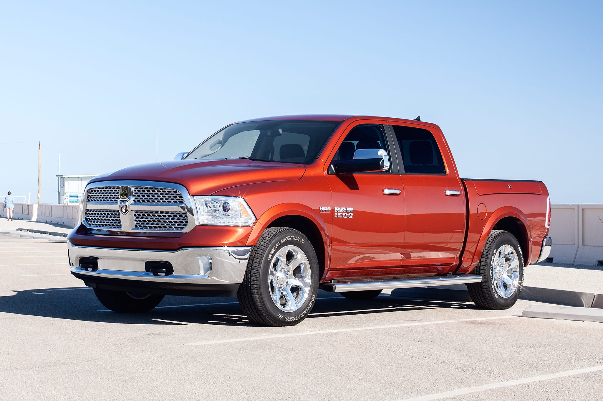 Ram 1500 Laramie Crew Cab 4WD Ram 1500 Laramie Crew Cab 4WD