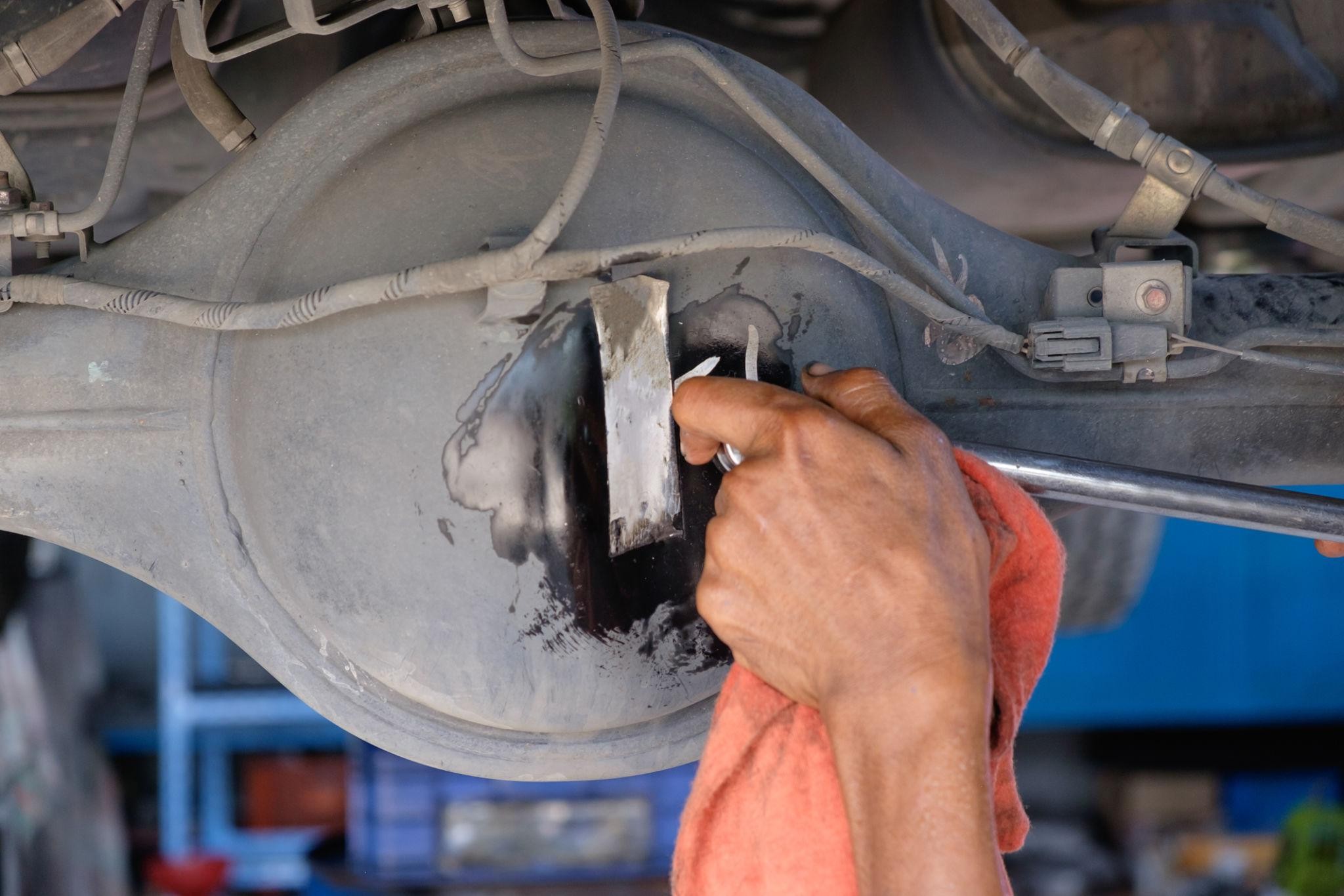 Service the Transmission and Drivetrain