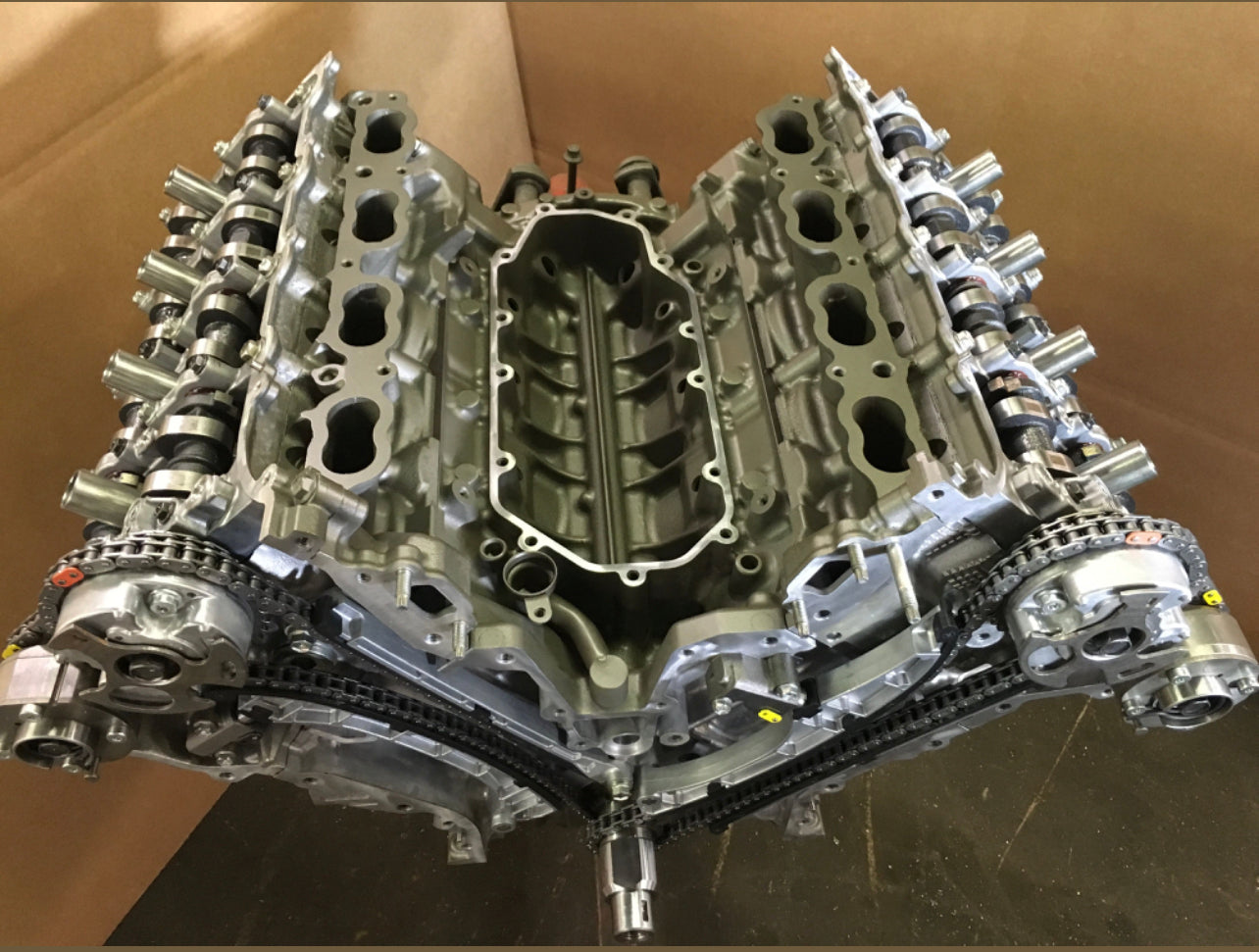 Toyota 3UR FE (5.7L) Toyota 3UR FE (5.7L)