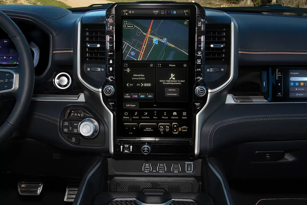 Vertical touchscreen interface in a 2025 Ram 1500