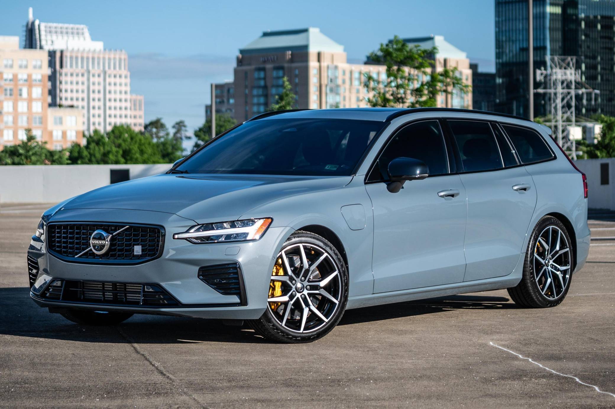 Volvo V60 Recharge Polestar Engineered
