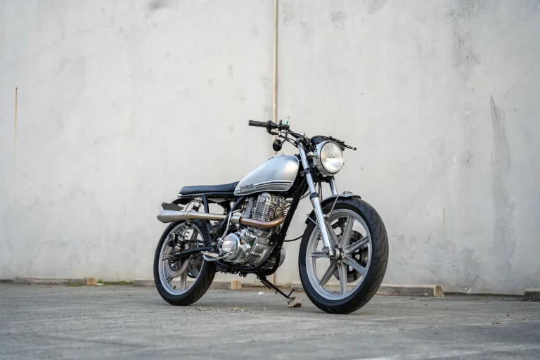 Yamaha SR500