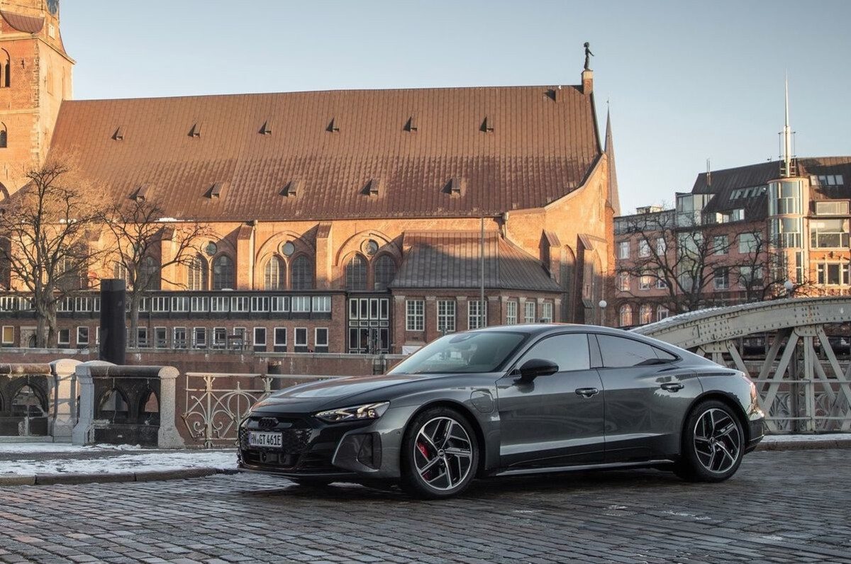 Audi RS e tron GT 2022