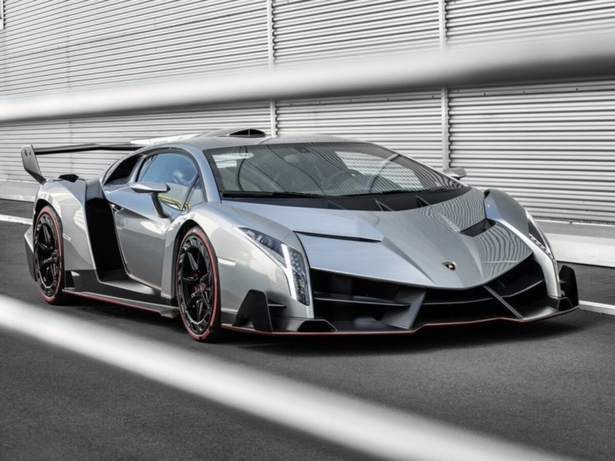  Lamborghini Veneno