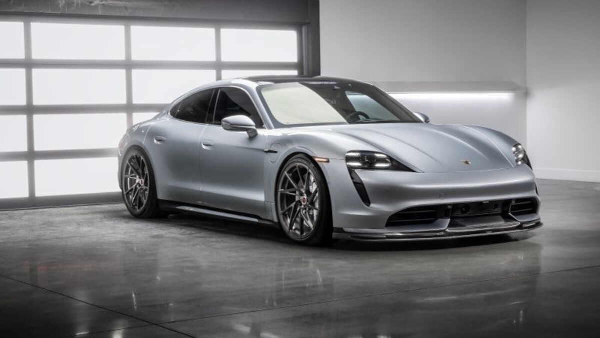  Porsche Taycan