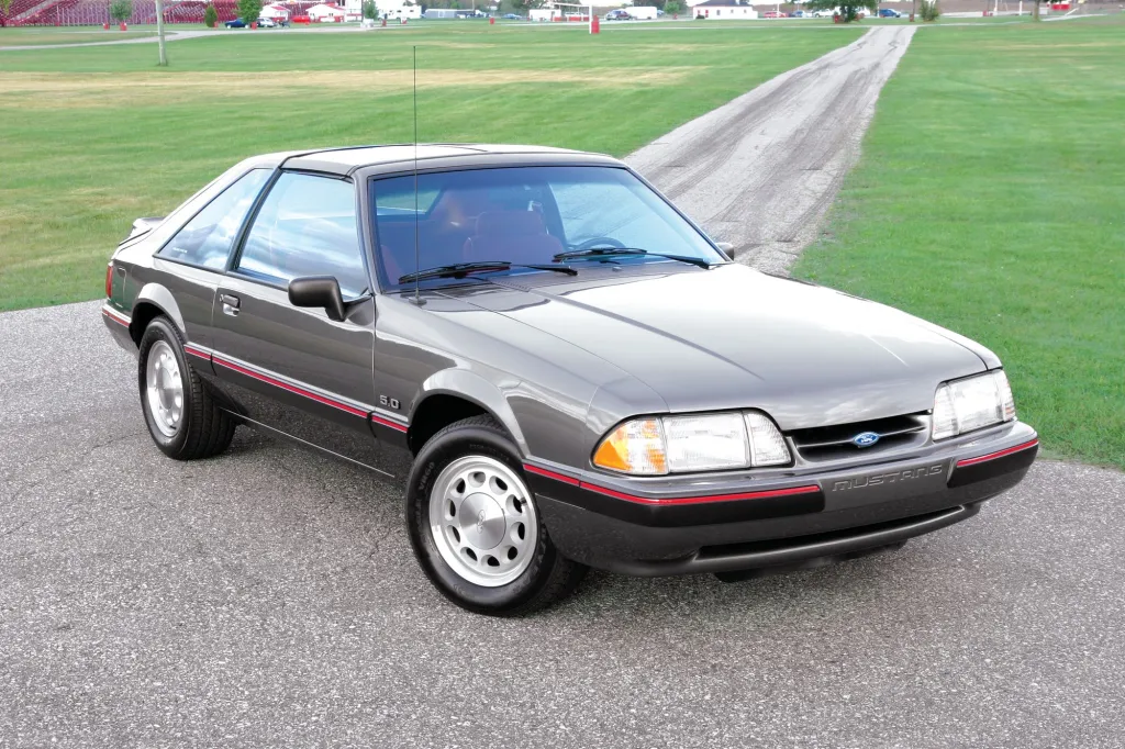 1987 to 1993 Ford Mustang LX 5.0 1987 to 1993 Ford Mustang LX 5.0