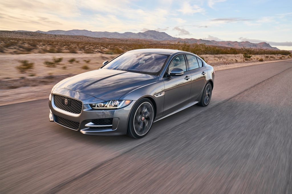 2017 Jaguar XE 35t R Sport 2017 Jaguar XE 35t R Sport