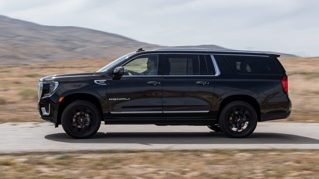 2022 gmc yukon xl denali duramax 34