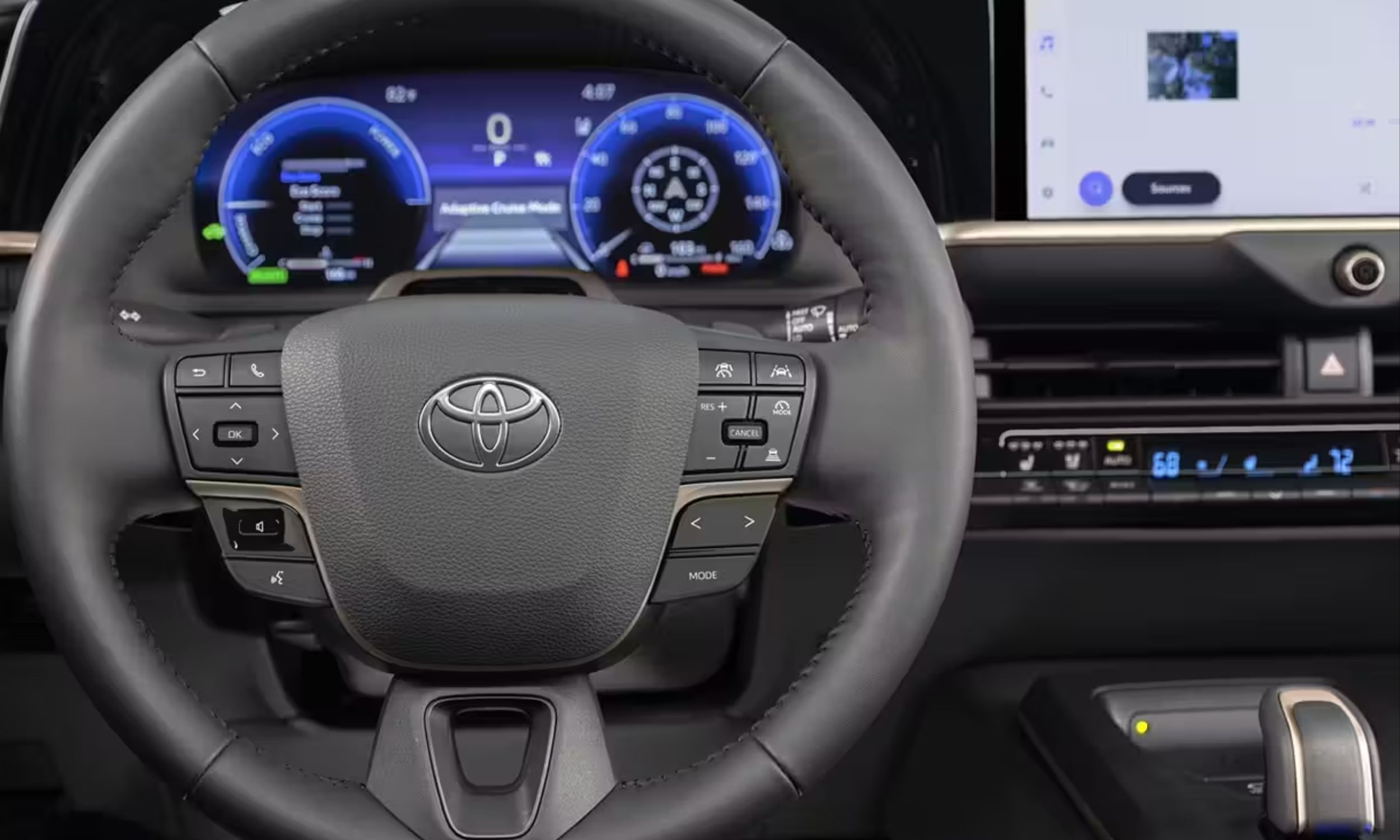 2023 Toyota Crown Platinum