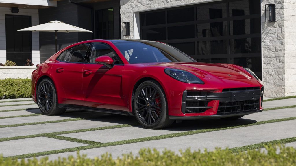 2024 porsche panamera gts 106 670fd5081f04a