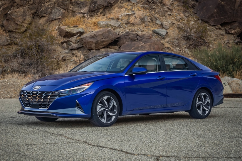 2026 Hyundai Elantra Hybrid Blue 2026 Hyundai Elantra Hybrid Blue