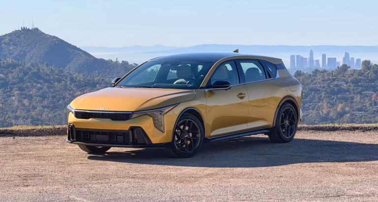 2026 Kia K4 Hatchback GT Line Turbo