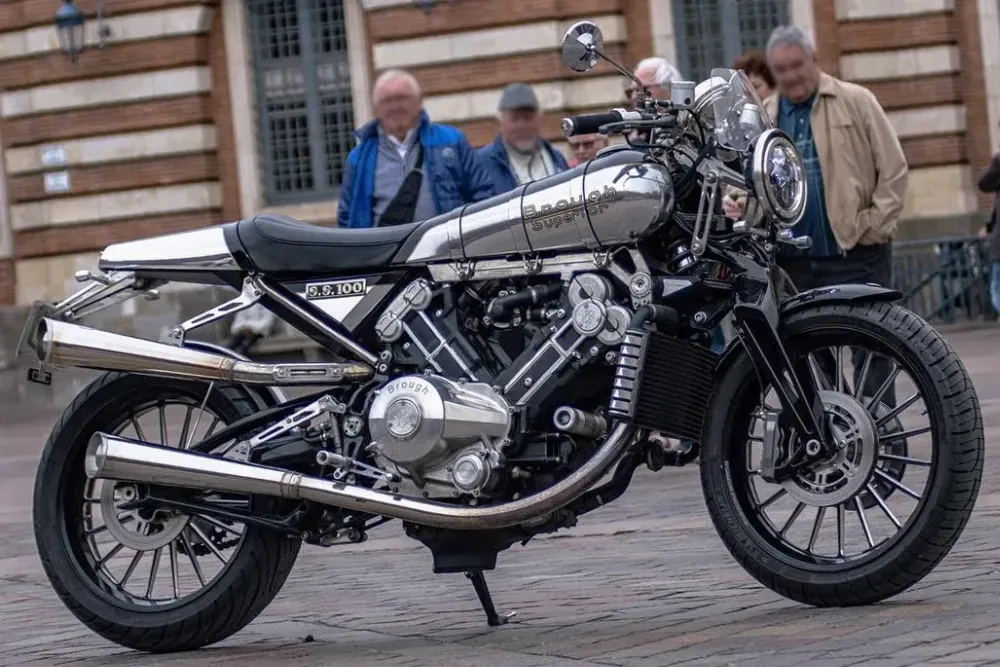Brough Superior SS100