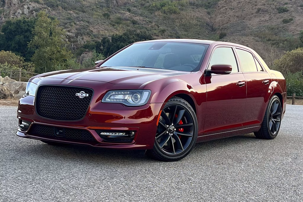 Chrysler 300 (2015 to 2023)