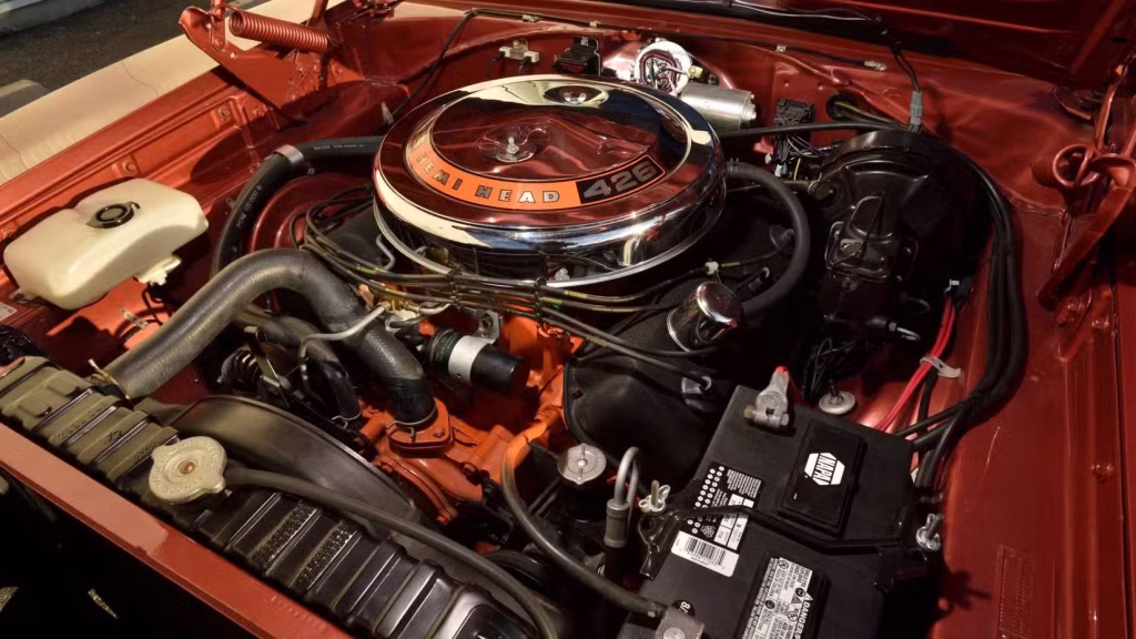 Chrysler 426 HEMI V8