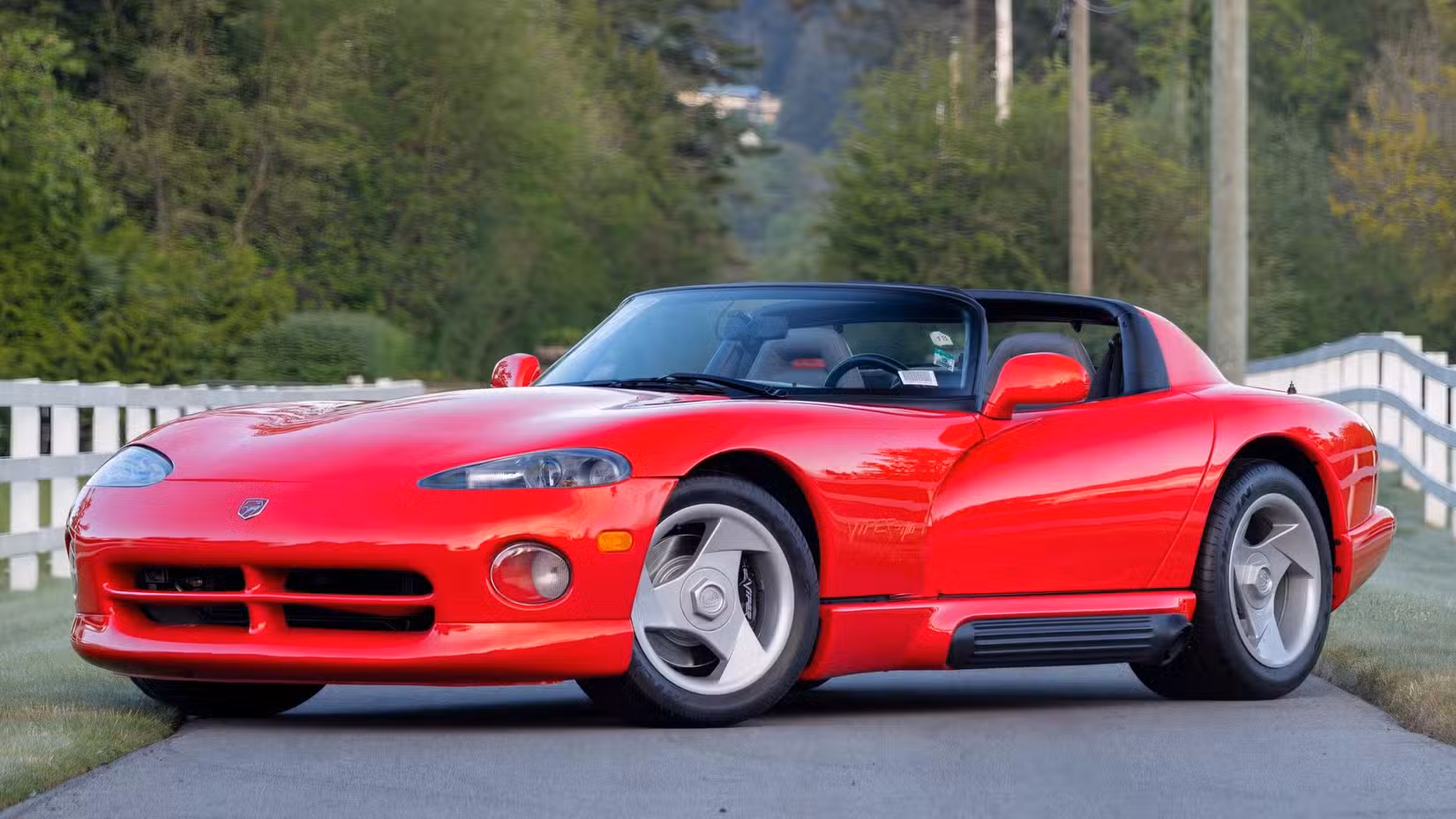 Dodge Put a Viper V10 in a Pickup and Hit 154 MPH