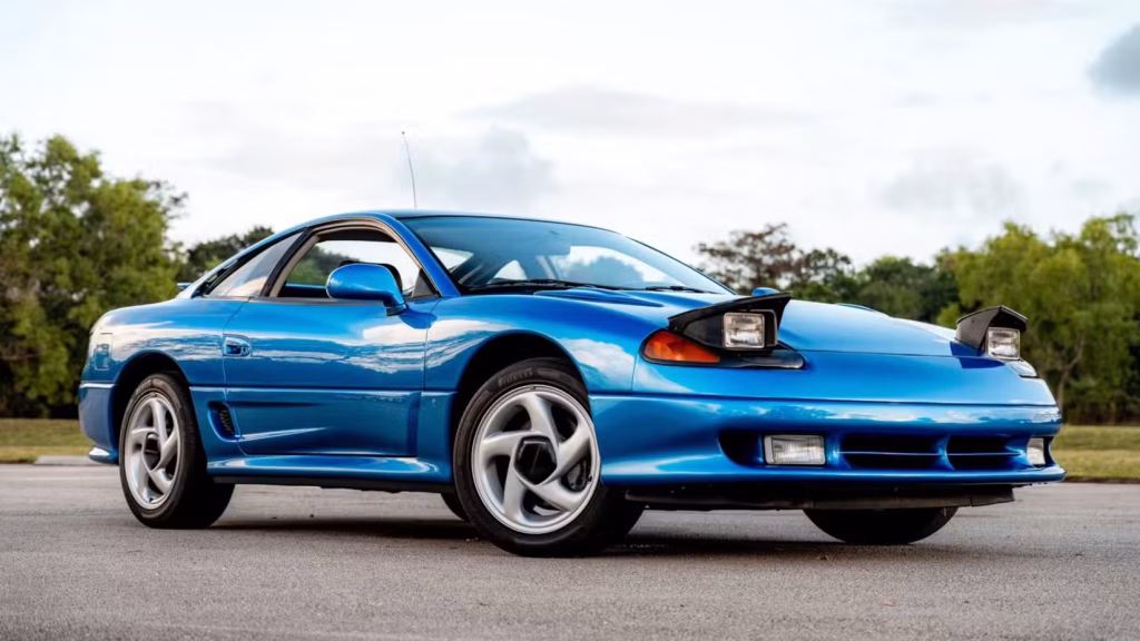 Dodge Put a Viper V10 in a Pickup and Hit 154 MPH Dodge Put a Viper V10 in a Pickup and Hit 154 MPH