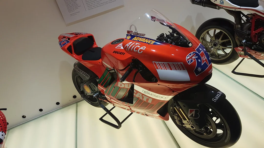 Ducati Desmosedici GP7 Ex Casey Stoner