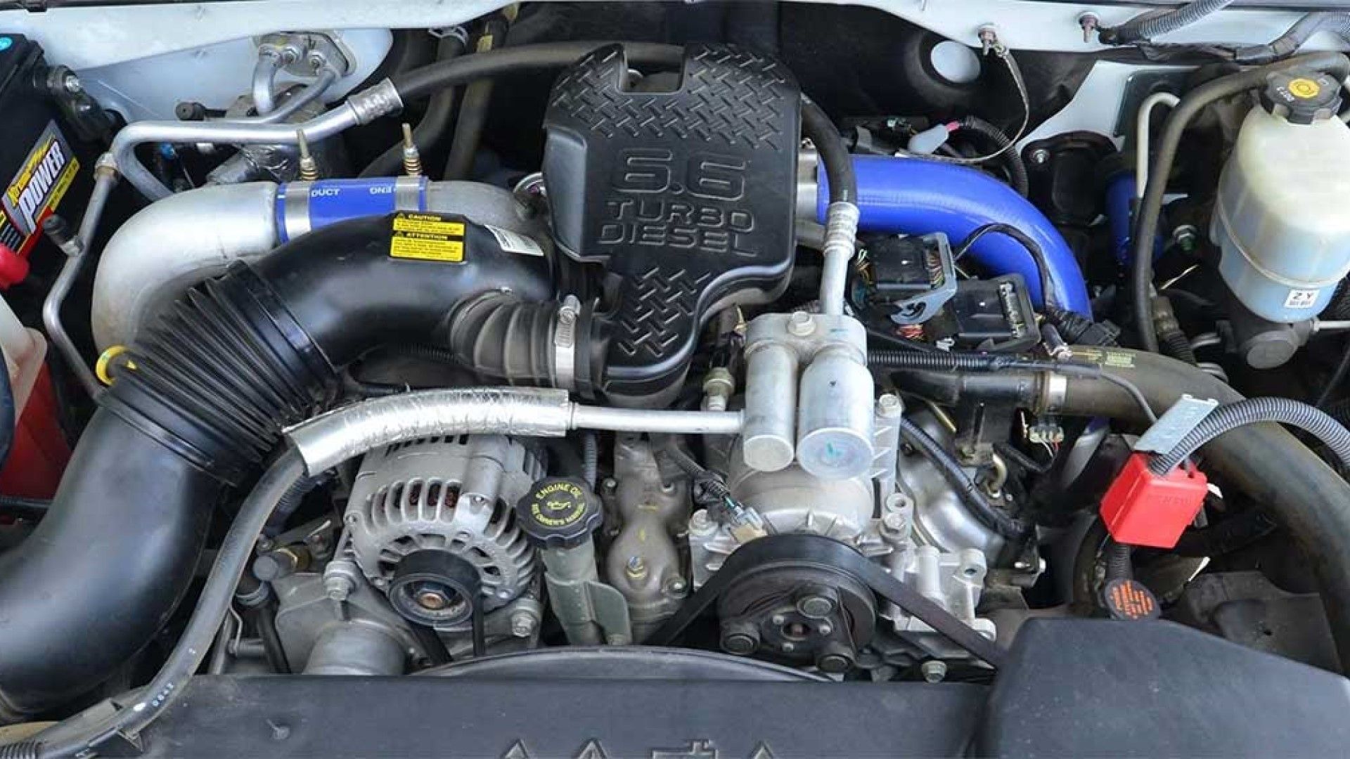 GM and Isuzu Duramax LB7 Turbocharged Diesel V8 GM and Isuzu Duramax LB7 Turbocharged Diesel V8