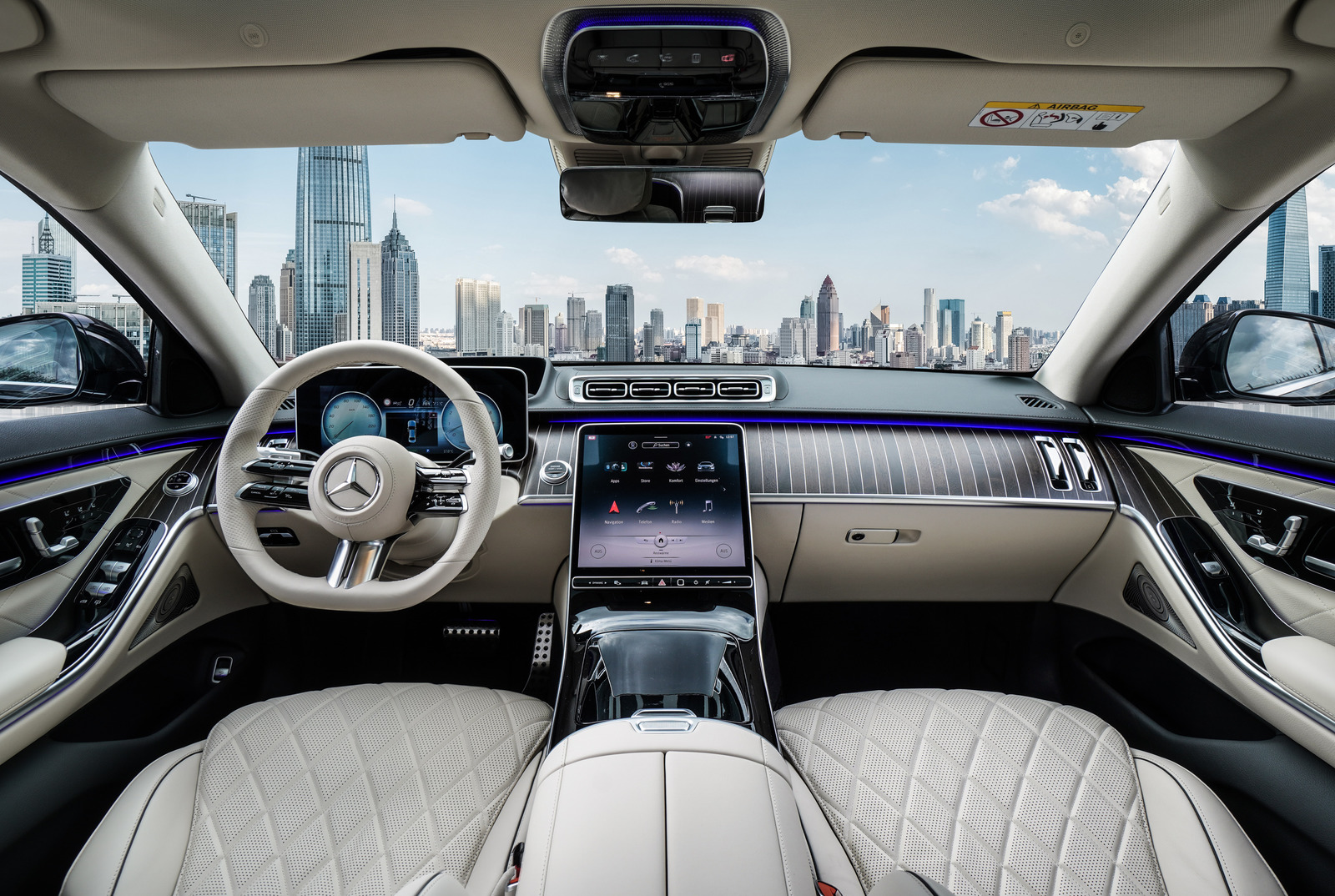 Mercedes Benz S Class (S 500) interior Mercedes Benz S Class (S 500) interior