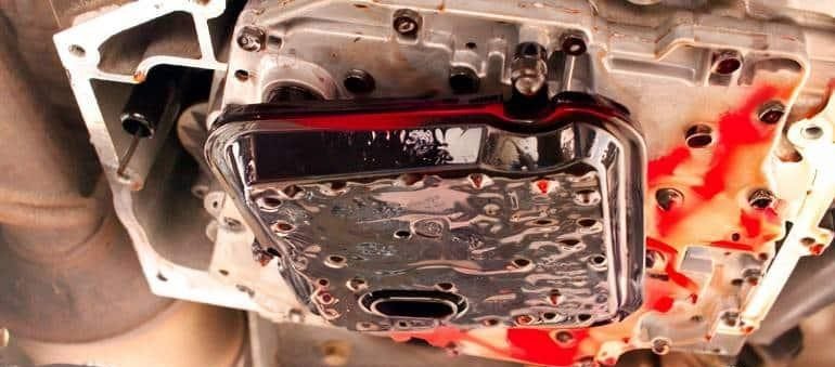 Red or Reddish Brown Transmission Fluid Red or Reddish Brown Transmission Fluid