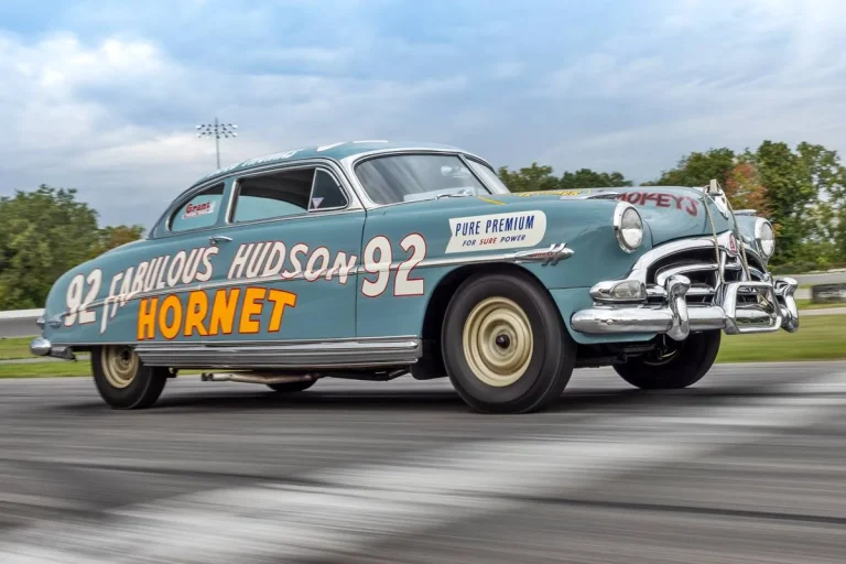 The Hudson Hornet Won 27 NASCAR Races With a Straight Six