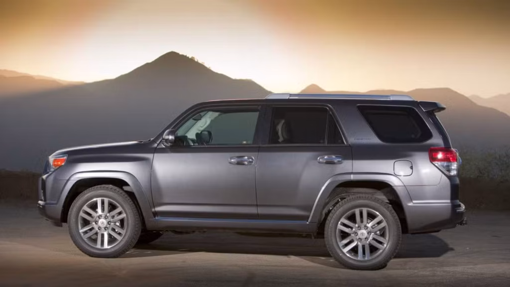 Toyota 4Runner (2010 to Present) Toyota 4Runner (2010 to Present)