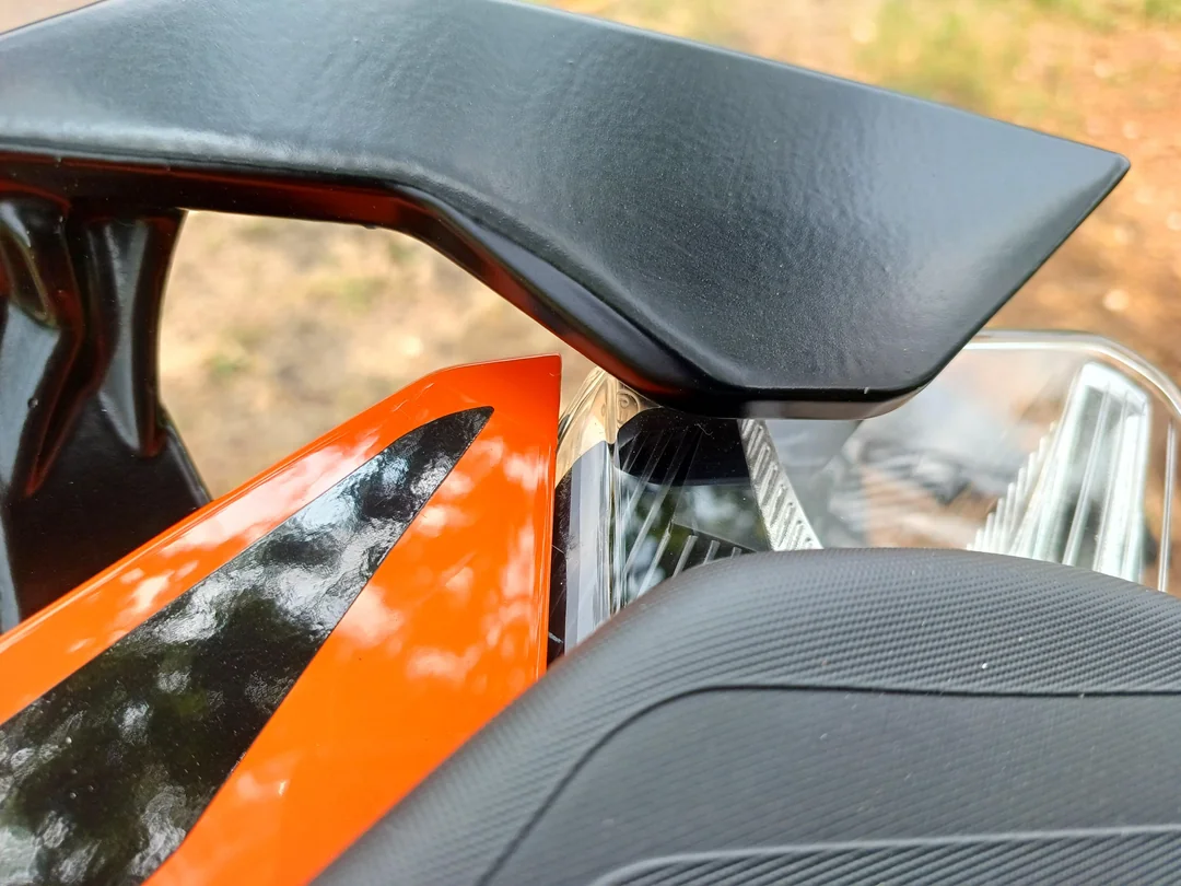 Uneven Panel Gaps