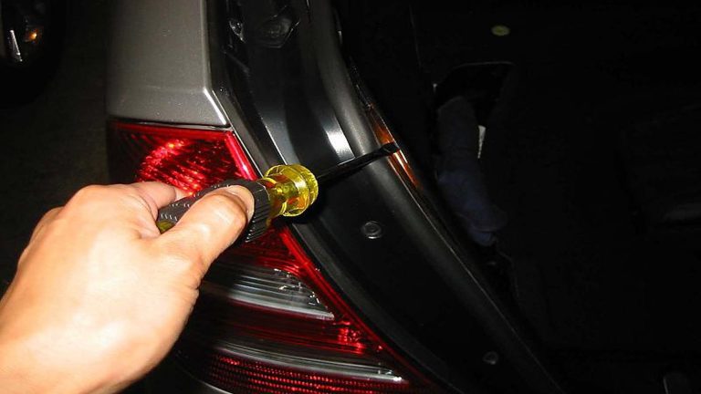 Why Replacing a Tail Light Can Now Cost $800 or More