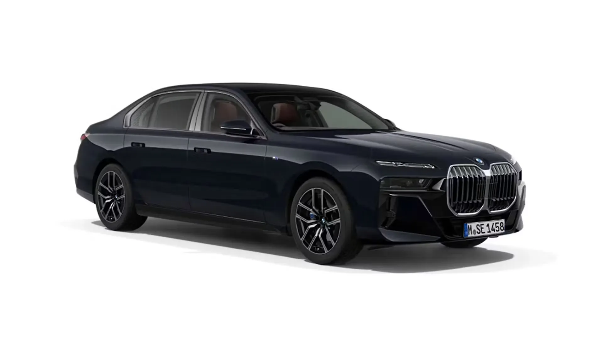 new 7 series exterior right front three quarter