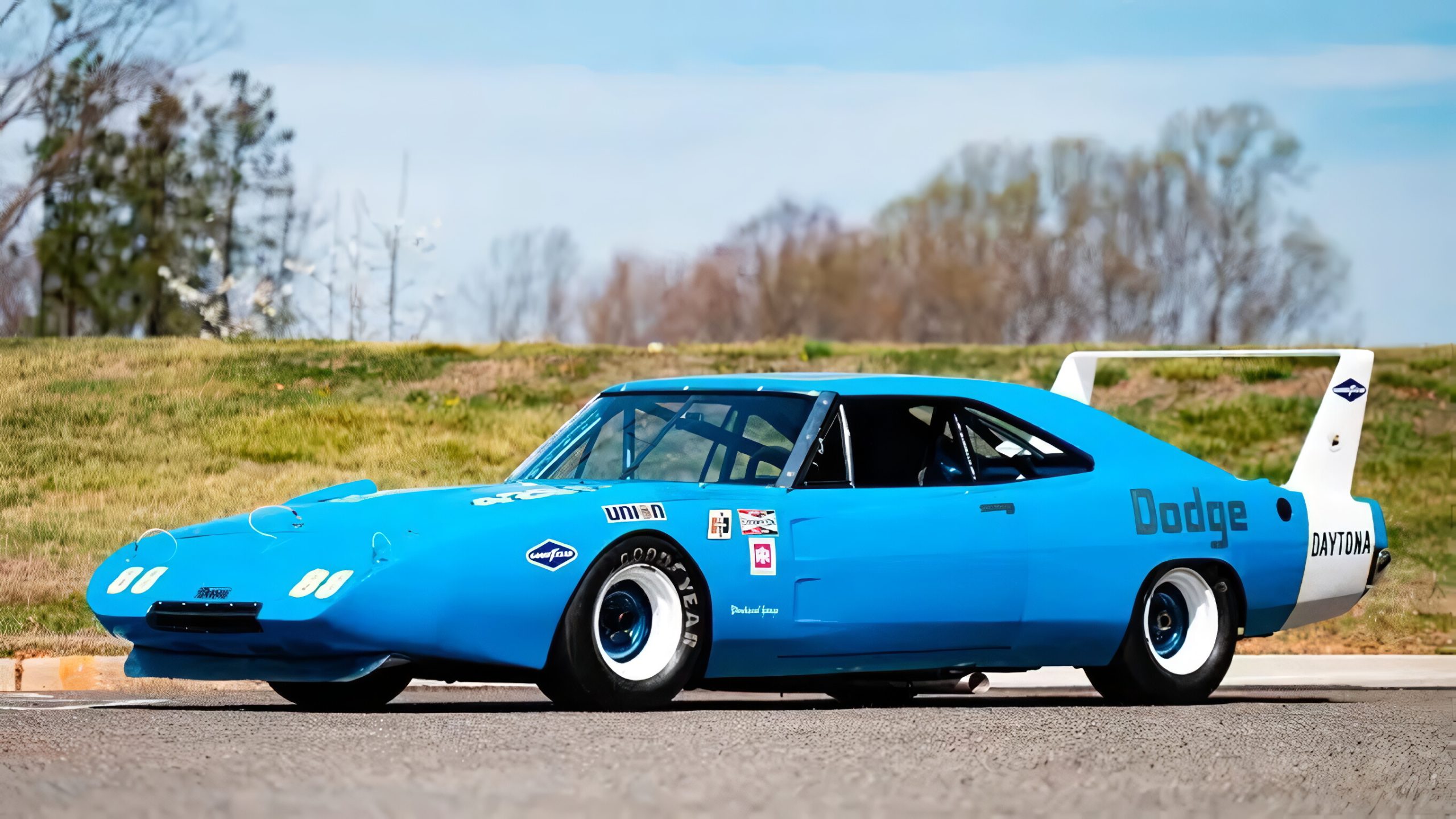 1969 Dodge Charger Daytona HEMI Four Speed