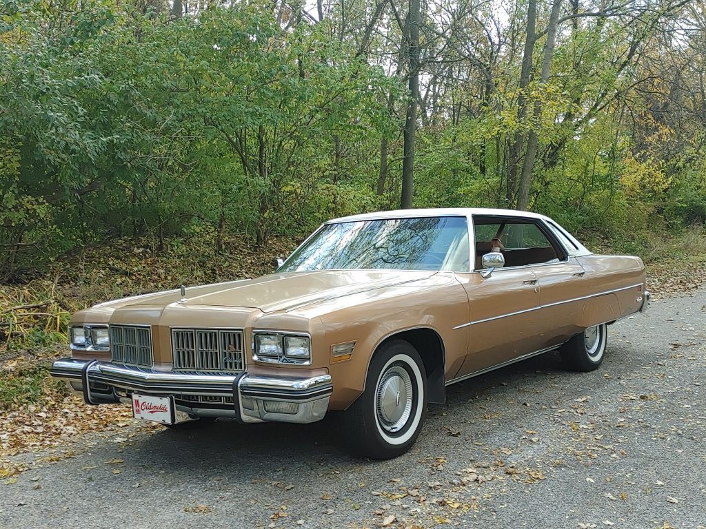 1975 Oldsmobile Ninety-Eight Regency