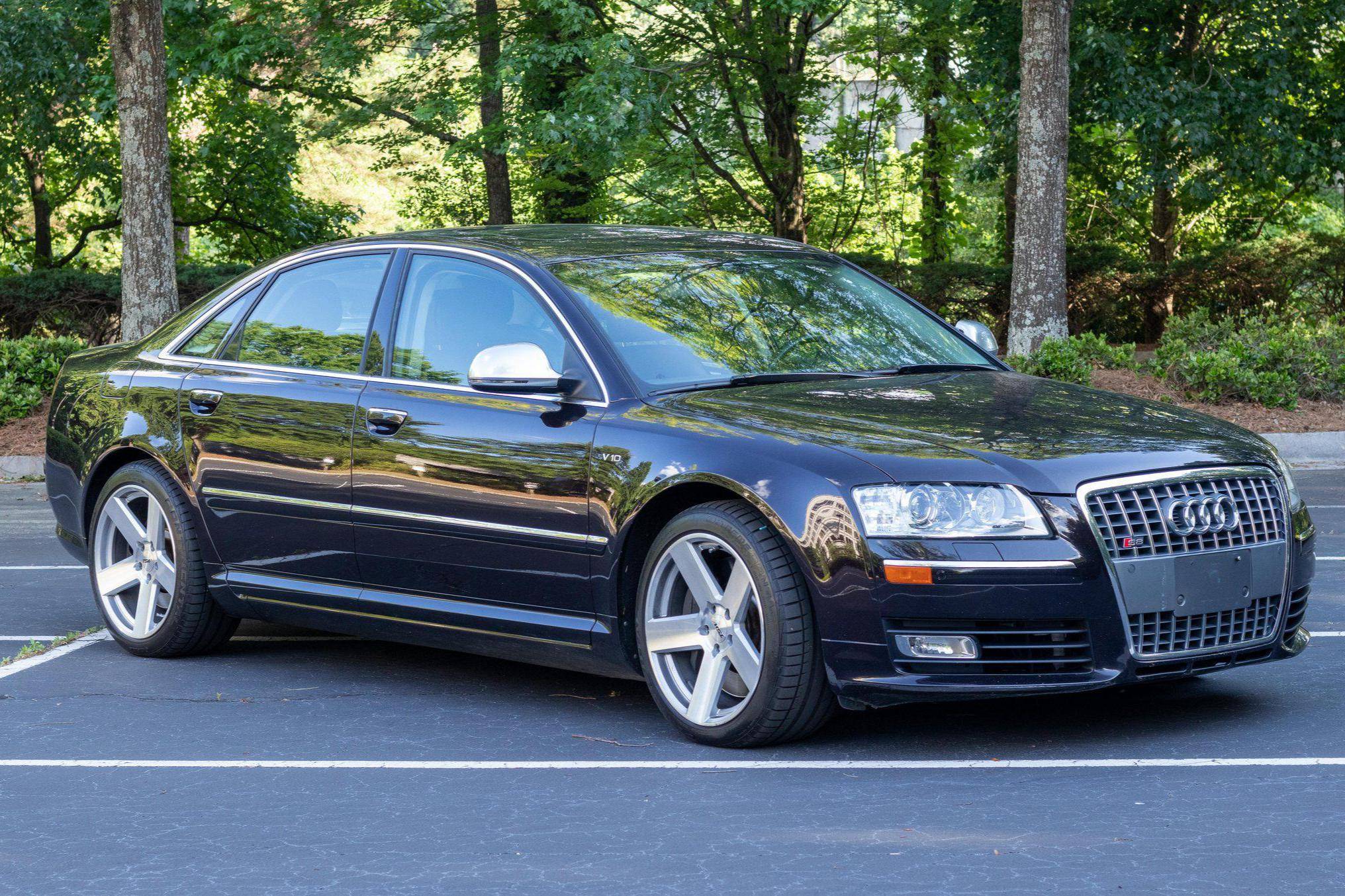 2009 Audi S8