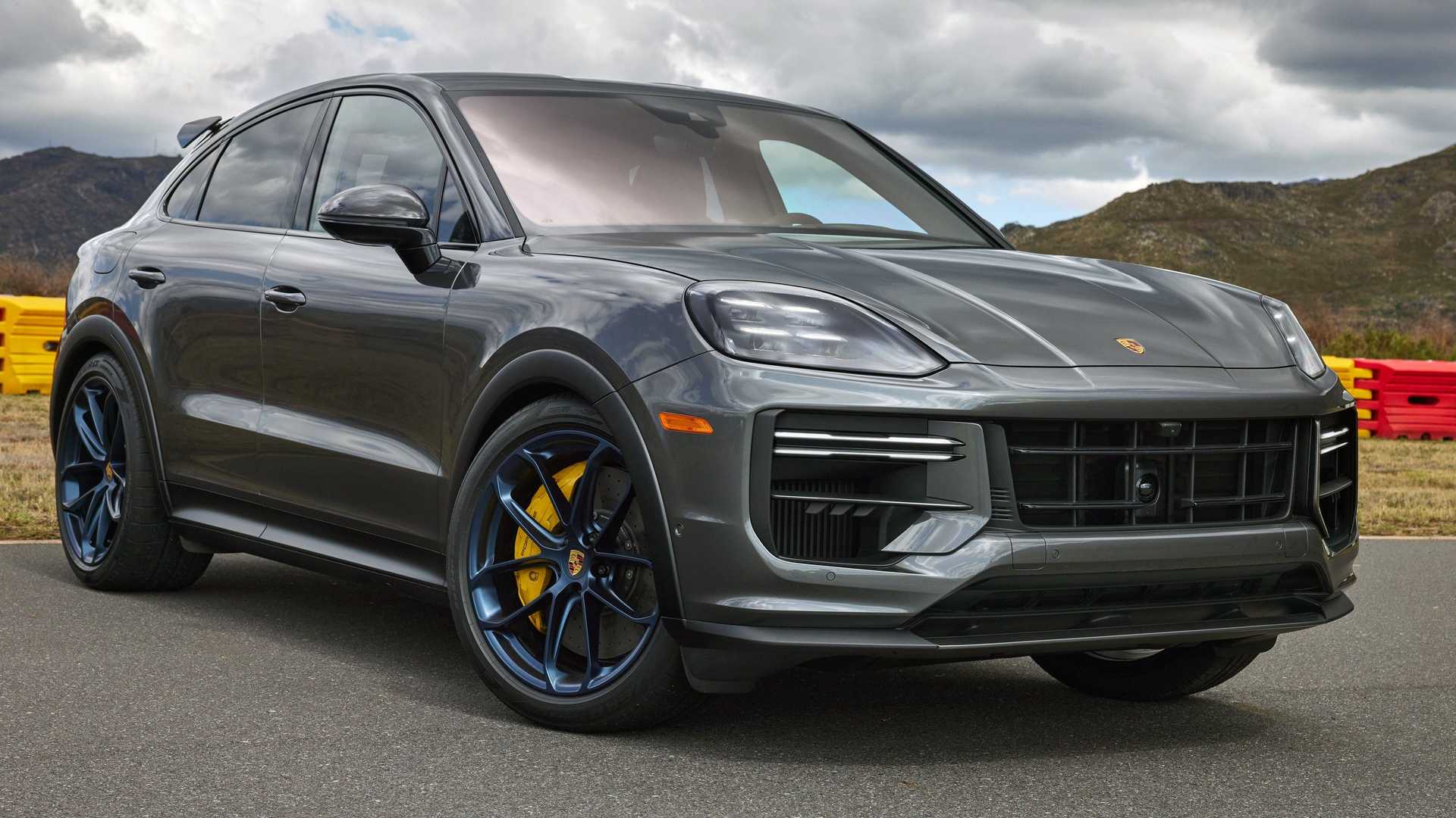 2024 porsche cayenne