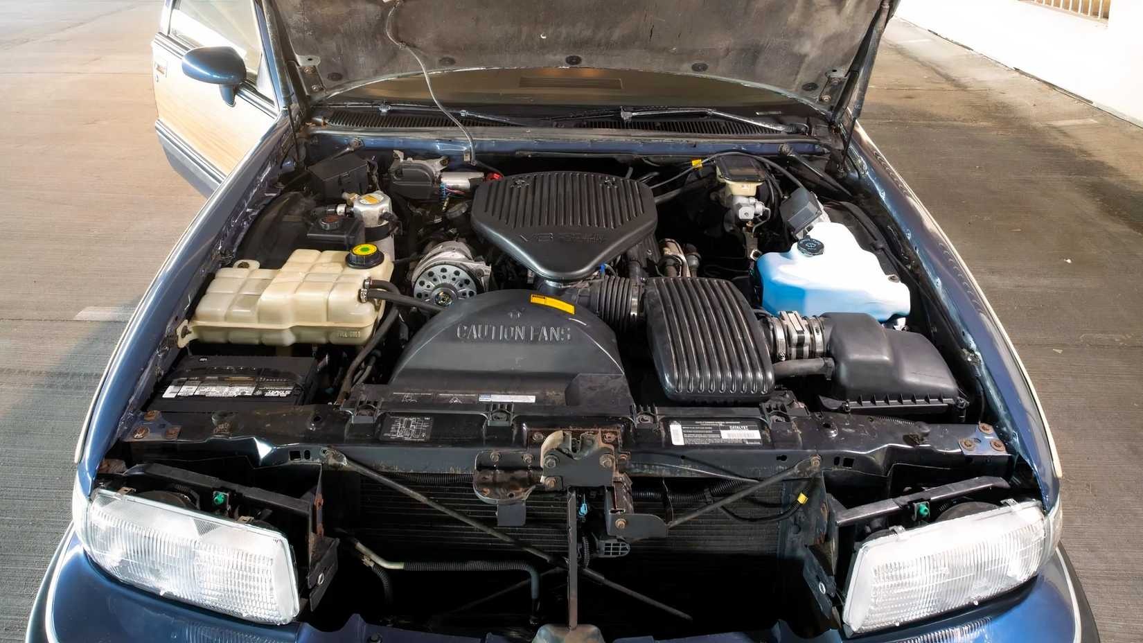 5.7L LT1 V8 engine