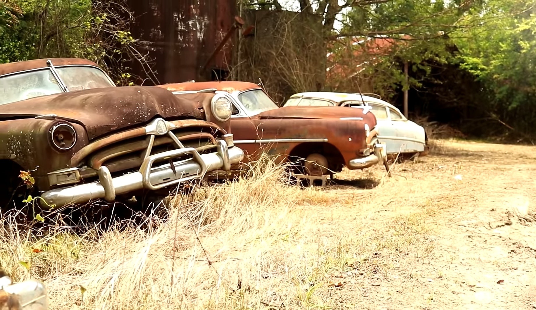 Abandoned vehicles in Texas