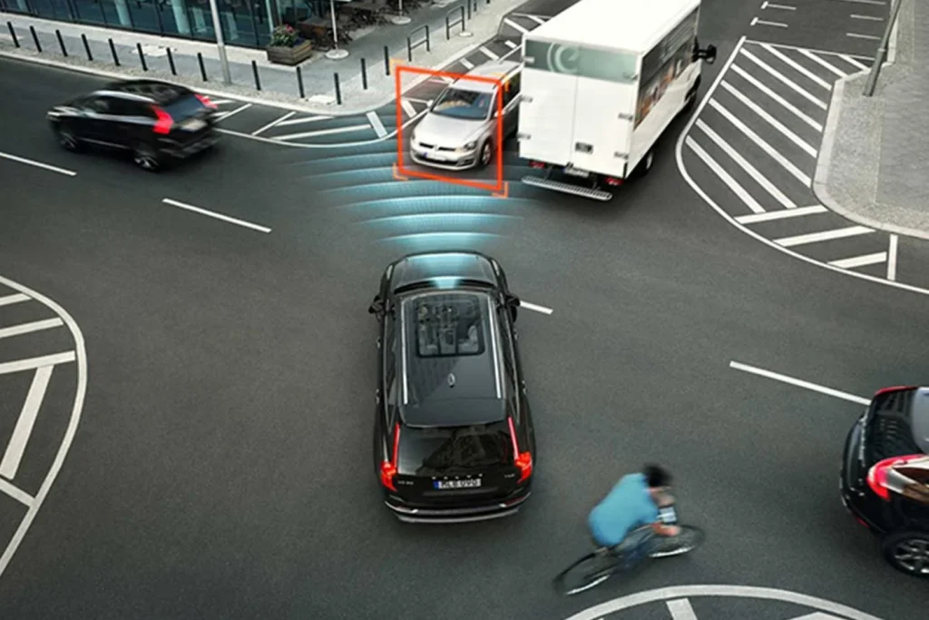 Advanced Autonomous Emergency Braking With Pedestrian and Cyclist Detection Advanced Autonomous Emergency Braking With Pedestrian and Cyclist Detection