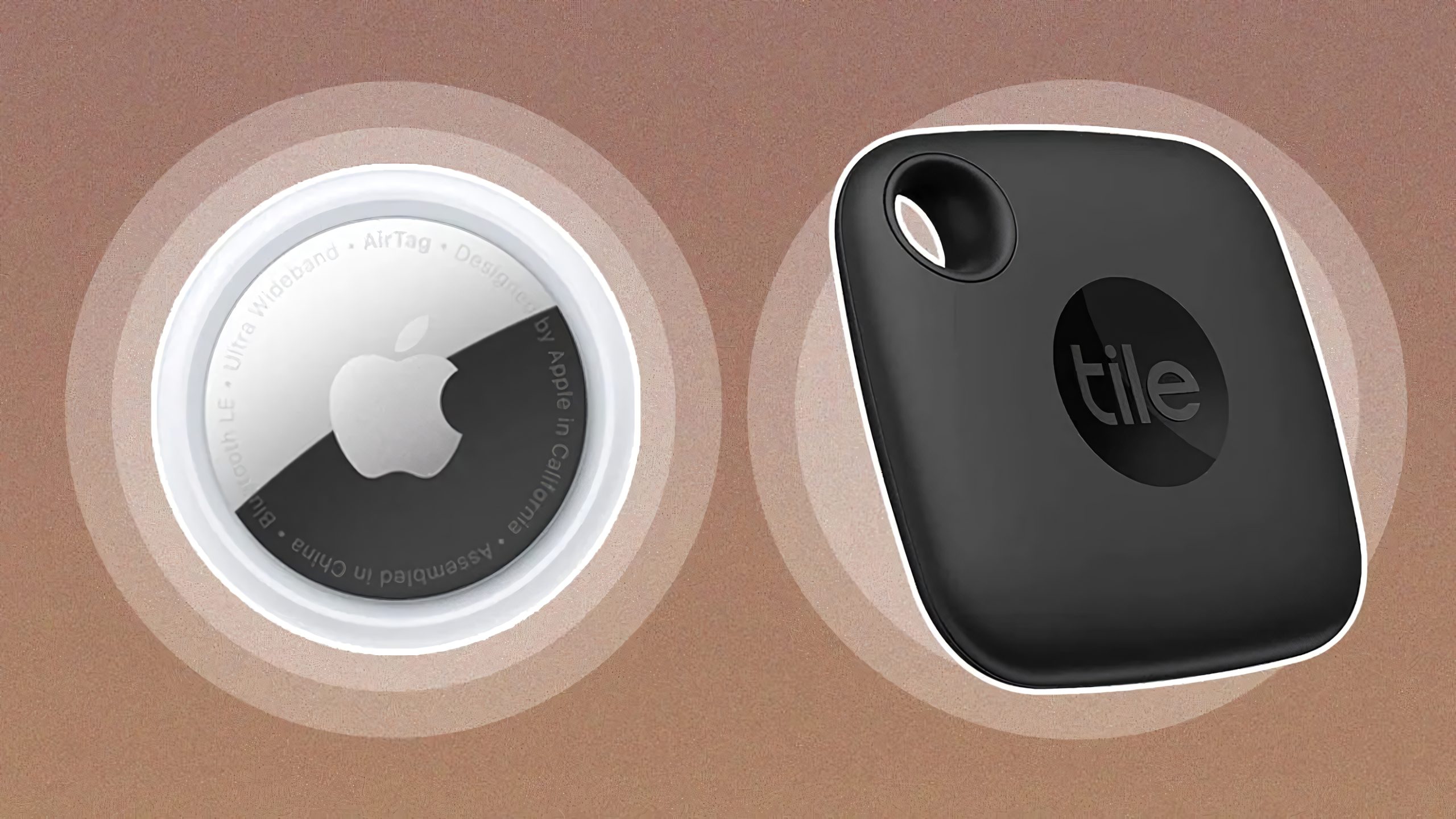 AirTag and Tile blutooth tracker