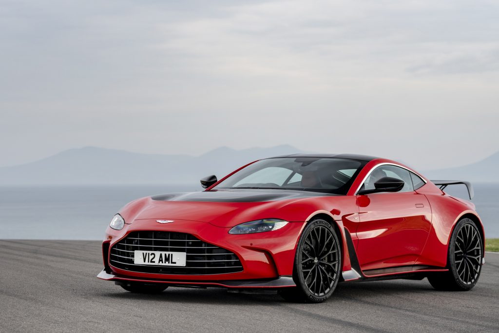 Aston Martin V12 Vantage S
