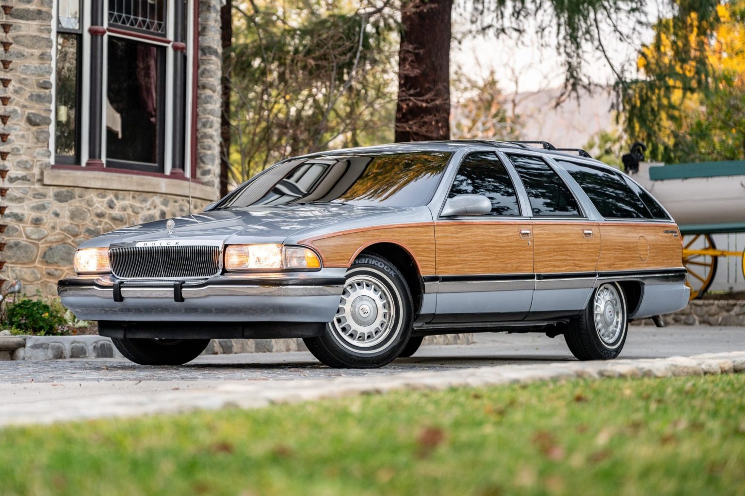 Buick Roadmaster Estate Wagon