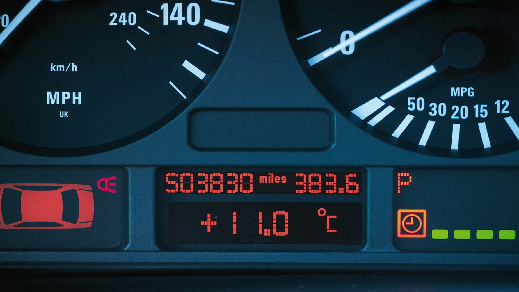 Car odometer 500000 miles dashboard high mileage