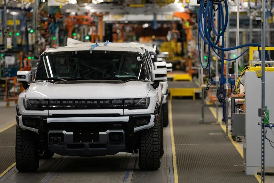 Detroit automakers