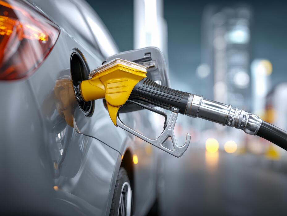 Fuel Economy Fell for 16 Straight Years Before 2004